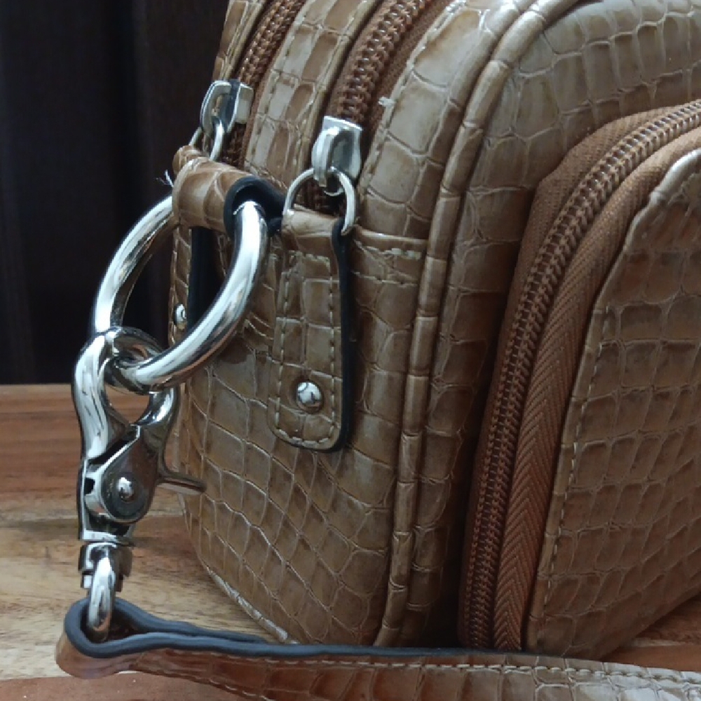 Kathy Van Zeeland Croc-Embossed Brown Crossbody Bag - Picture 9 of 15